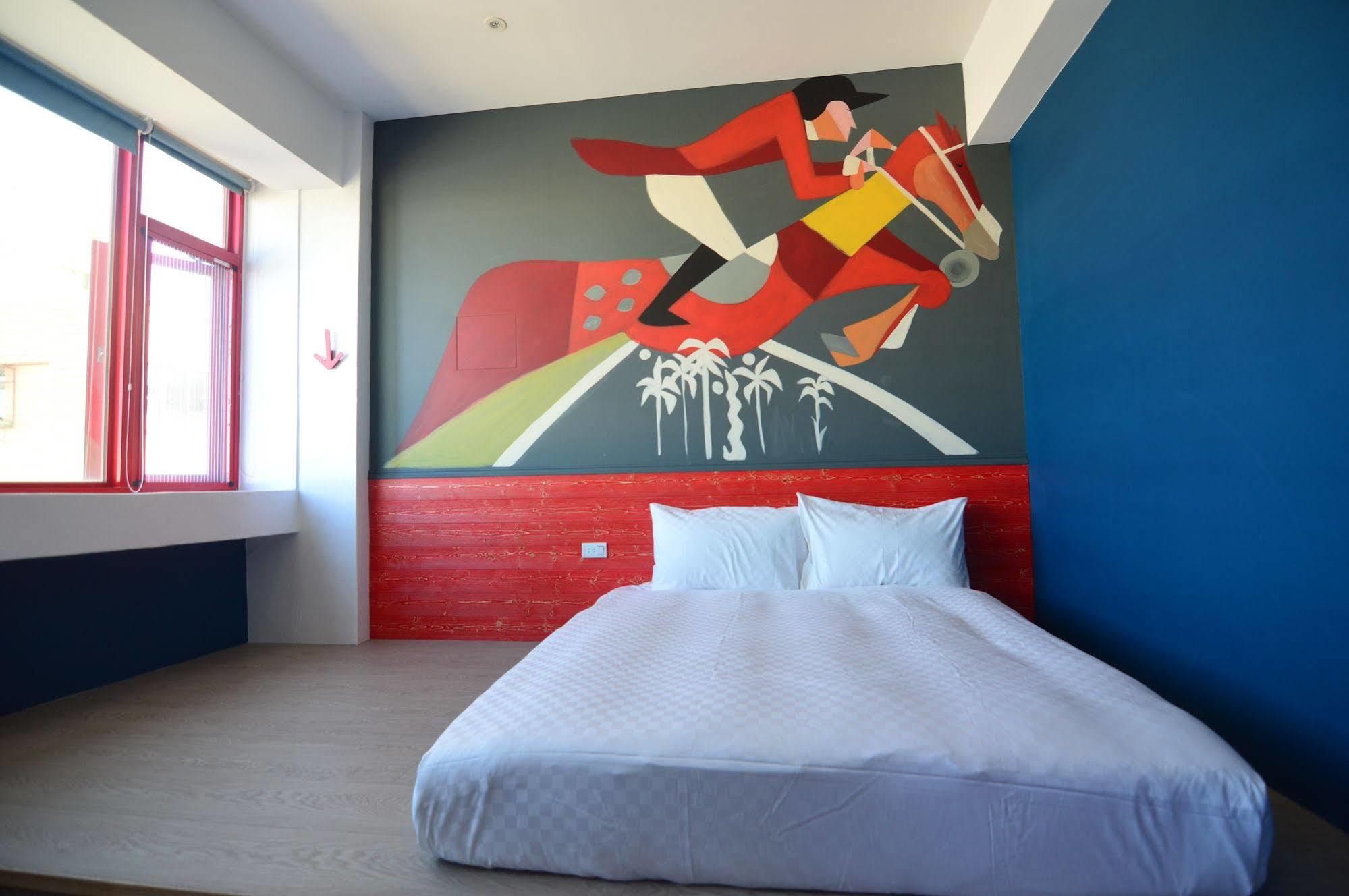 Arch Inn Hualien Extérieur photo